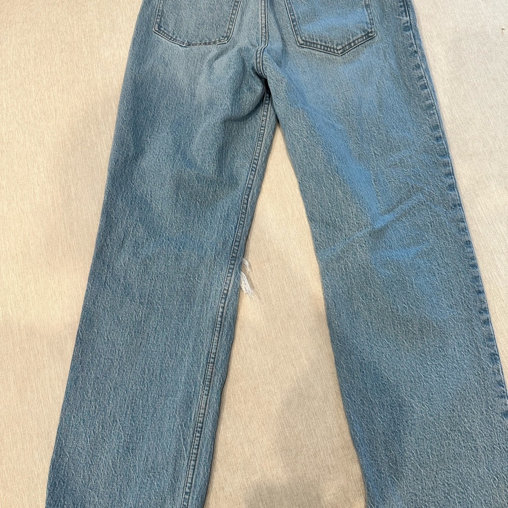 Abercrombie & Fitch Women’s Straight Jeans in Light Blue